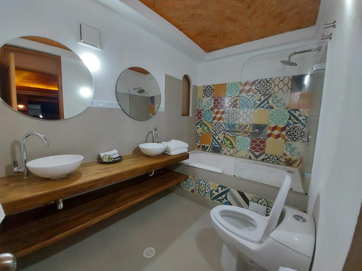 La Alhambra Hotel Boutique فيلا دي ليفا المظهر الخارجي الصورة